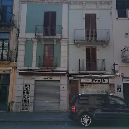 Preciosa Vivienda Enorme Y Totalmente Equipada En El Centro De Apartamento Figueras