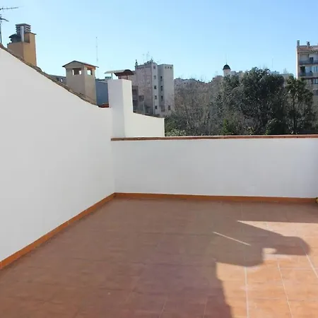 Preciosa Vivienda Enorme Y Totalmente Equipada En El Centro De * Figueras