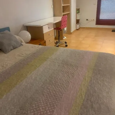 Preciosa Vivienda Enorme Y Totalmente Equipada En El Centro De Figueres * Figueres (Girona)