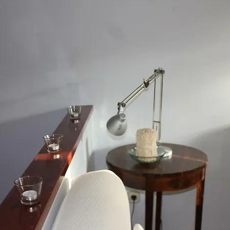 Preciosa Vivienda Enorme Y Totalmente Equipada En El Centro De *